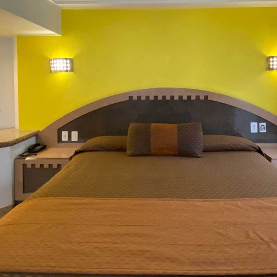 Bedroom view of Gran Hotel Villa De Madrid