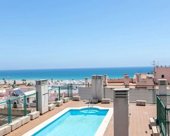 Sunny Apartment Near Paseo - Garrucha - Piscina