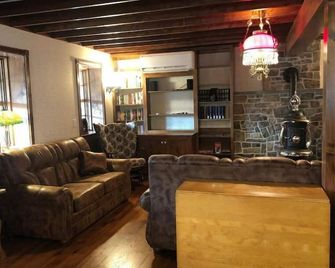 Step back in time! - Bethel - Lounge