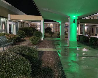 Quality Inn Elizabeth City near University - Elizabeth City - Lobby