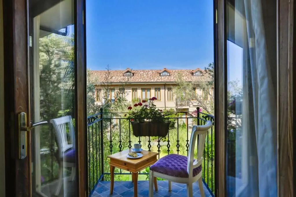 بالاس هوتل أوليف أودور