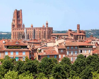 Ibis Styles Albi Centre Le Theatro - Albi - Building