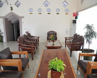 Night Sweet Hotel - Mandalay - Lobby