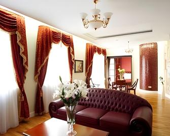 Imperial Club Deluxe - Uljanowsk - Wohnzimmer