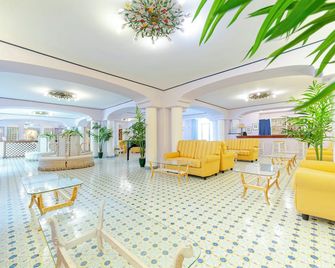 Hotel Gran Paradiso - Casamicciola Terme - Hall d’entrée
