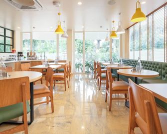 Bloom Hotel - Khandala - Lonavala - Restaurant