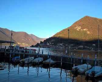 Casadin at 50 Mt from Lake - Monte Isola - Playa