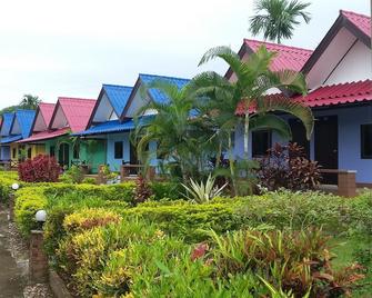 Ruen View Resort - Mae Chan - Gebäude