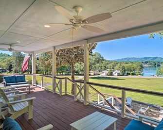 Hayesville Lake Getaway w/ Balcony & Mtn Views! - Hayesville - Balcón