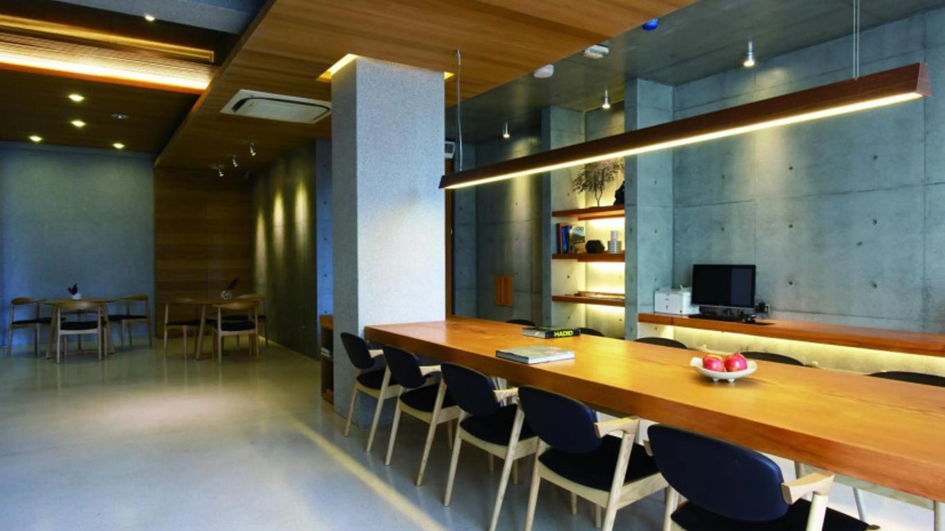 Wood Whispering Residence