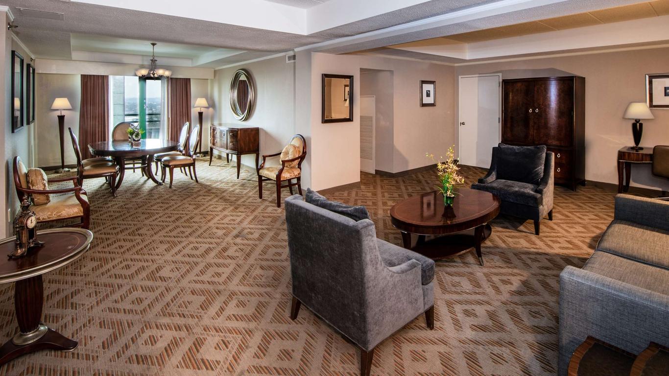 Doubletree Suites by Hilton Hotel Philadelphia West