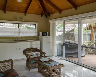 Manea Beach Villas - Rarotonga - Living room