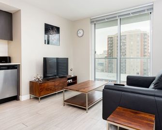 Hendrix Luxury Apartments by Corporate Stays - Edmonton - Living room