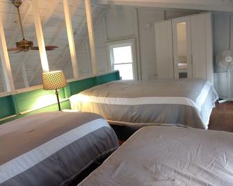 Highland Lakefront Cabin - Windham - Bedroom