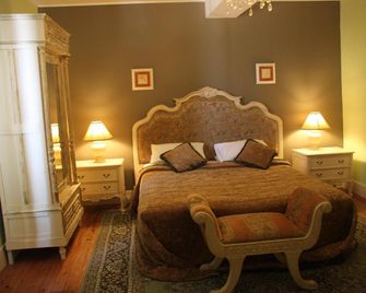 L'Entrée Chambres d'Hotes & Restaurant - Castillonnès - Habitación