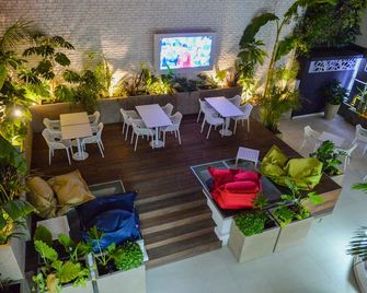 Le 22 Appart'Hotel - Casablanca - Binnenhof