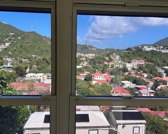 Prindsens Gade Charming 1-bedroom apartment AC, WiFi in lovely Charlotte Amalie - Saint Thomas Island - Ban công