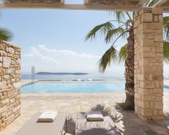 Calme Boutique Hotel - Adults Only - Drios - Pool