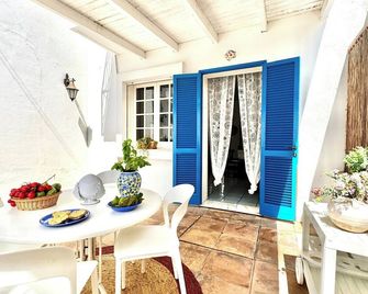 House in Salento just 100 meters from the beach - Nardò - Innenhof