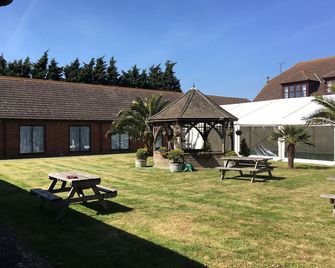 The Abbey Hotel and conference centre - Sheerness - Binnenhof