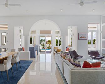 Blissful Seclusion & Relaxation - 4,800sf + Pool + Hot Tub + Rendezvous Bay - Blowing Point - Lobby