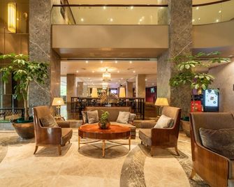 I Hotel Batam - באטאם קוטה - לובי