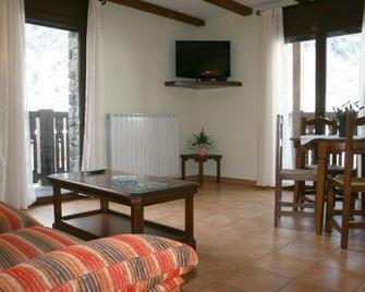 Apartamentos Les Picardes - Espot - Huiskamer