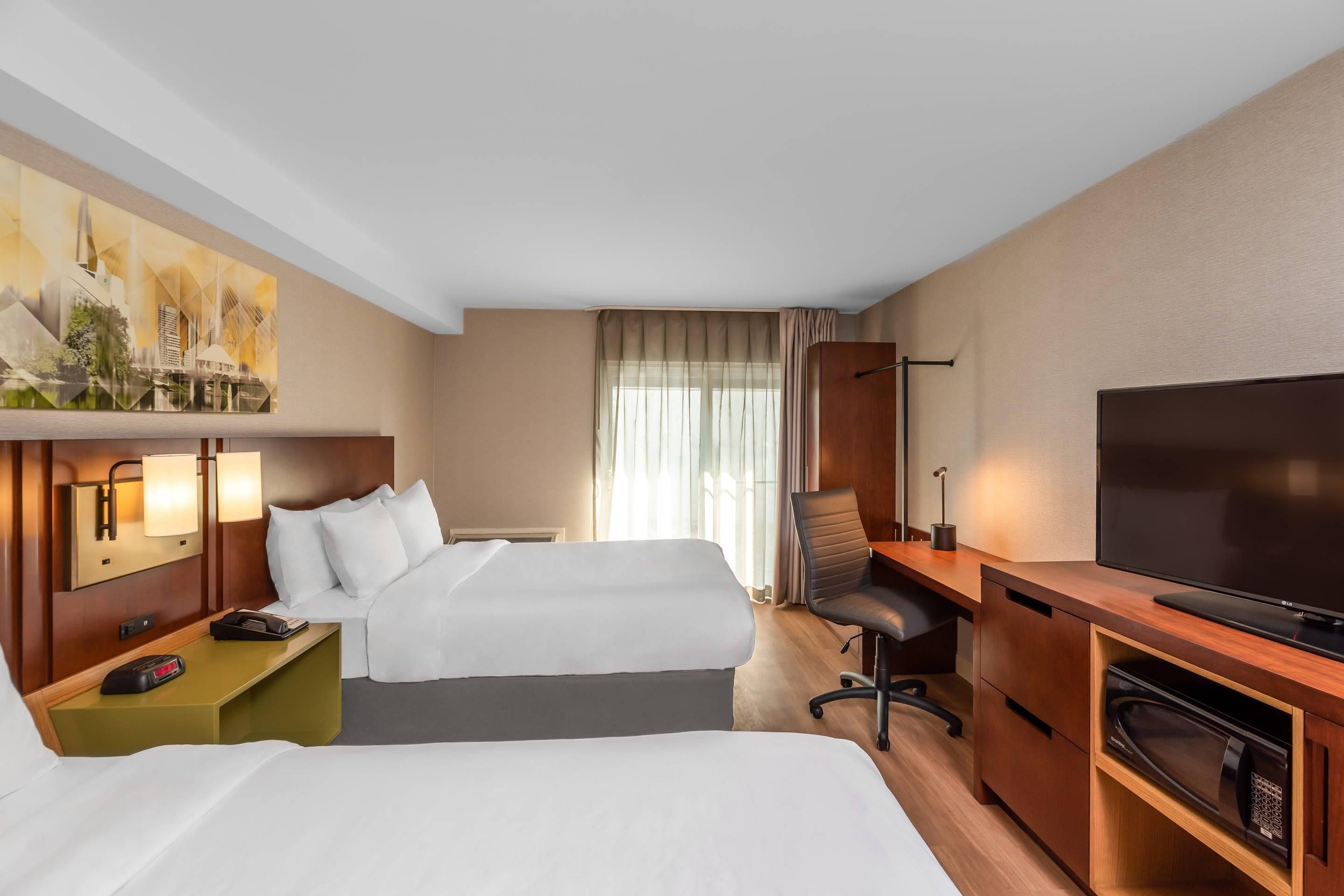 Comfort Inn South Shore - Boucherville - Schlafzimmer