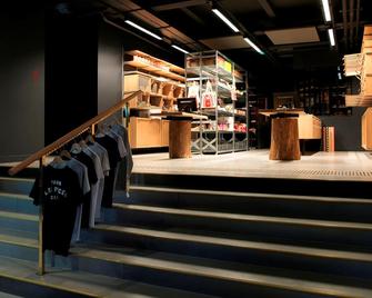 Mob Hotel Paris Les Puces - Saint-Ouen - Lobby