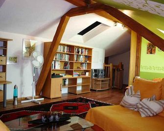 Ferienwohnung Rita - Bad Mitterndorf - Wohnzimmer