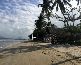 Vue grand hilltop - El Nido - Playa