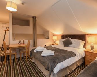 Ricky Road Guest House - Watford - Bygning