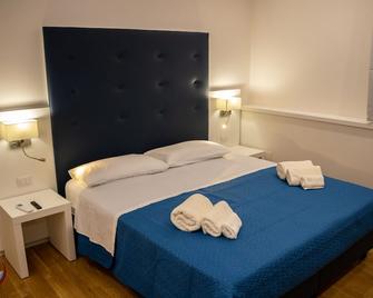 Beauty House Via Veneto - Reggio Calabria - Phòng ngủ