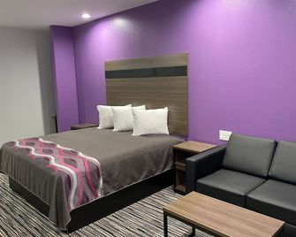 Palace Inn Crosby - Crosby - Habitación