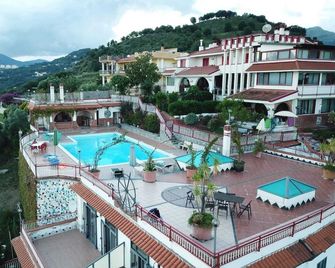 Casa vacanze villa Pellegrino - Salerno - Pool