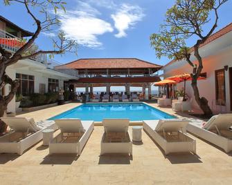 Villa Agung Beach Inn - Buleleng - Bể bơi