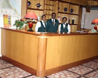 Sunshine Hotel - Asmara - Recepción