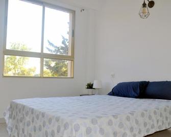Apartamento con piscina y parking - el Campello - Bedroom