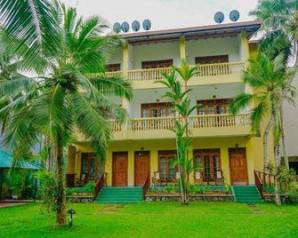 Muthumuni Ayurveda River Resort - Bentota - Building