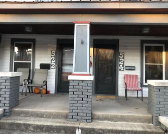 Cozy Downtown 3 Bedroom - Columbus - Building