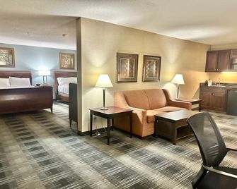 Holiday Inn Express & Suites Meriden By IHG - Meriden - Habitación