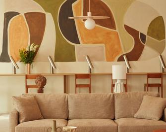 Okko Hotels Paris Rosa Parks - Paris - Living room
