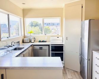 Seagulls Guesthouse - Mount Maunganui - Cuisine