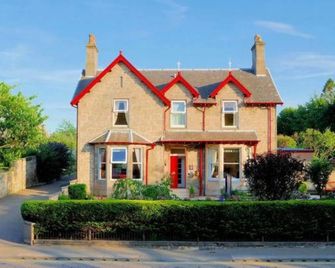 West End Guest House - Elgin - Edificio