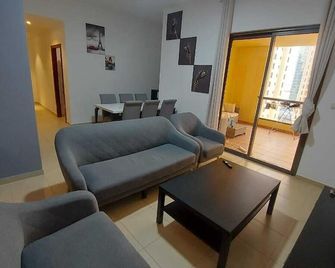 La Vie En Rose - Dubaï - Salon