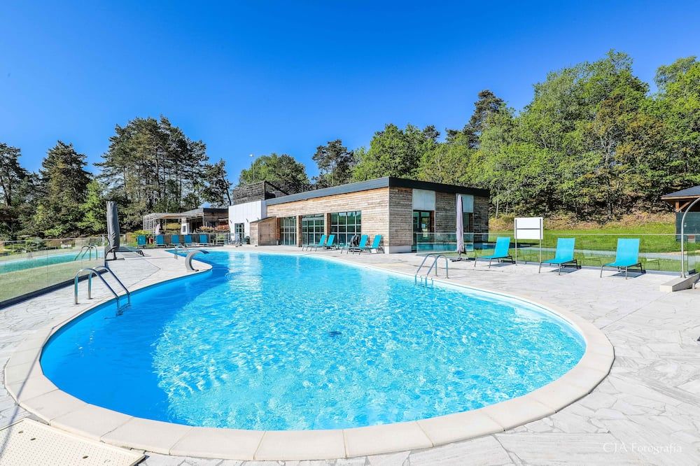 Vacancéole - Le Domaine des Monédières