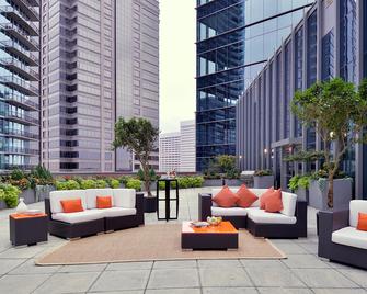 Loews Atlanta Hotel - אטלנטה - פטיו