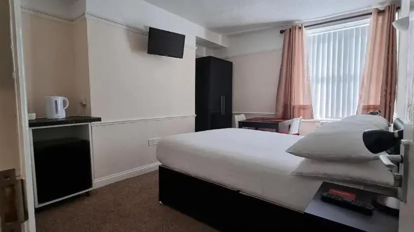 Comfort Rooms