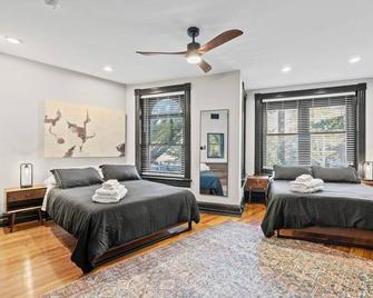 Spacious, Historic Logan Circle Rowhouse - Waszyngton - Sypialnia