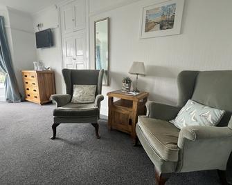Gwyndra House B&B - St. Austell - Living room
